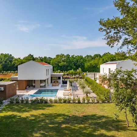 Eora By Interhome *
